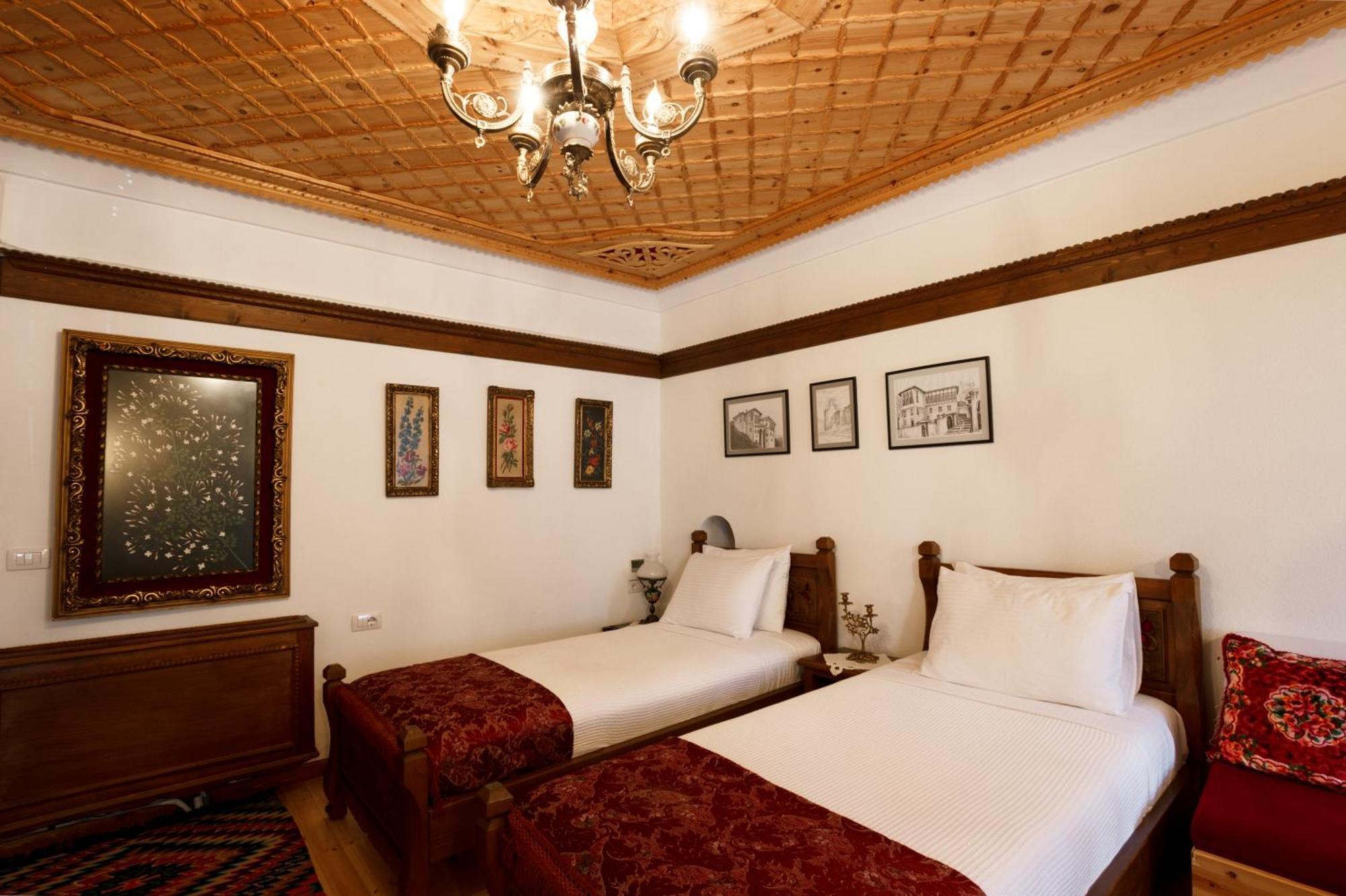 Boutique Hotel Musee Gjirokastër Exteriör bild