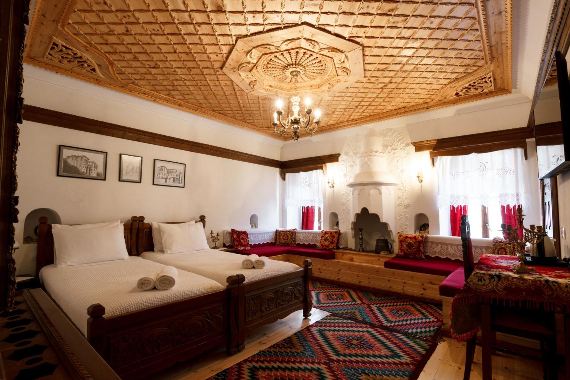 Boutique Hotel Musee Gjirokastër Exteriör bild
