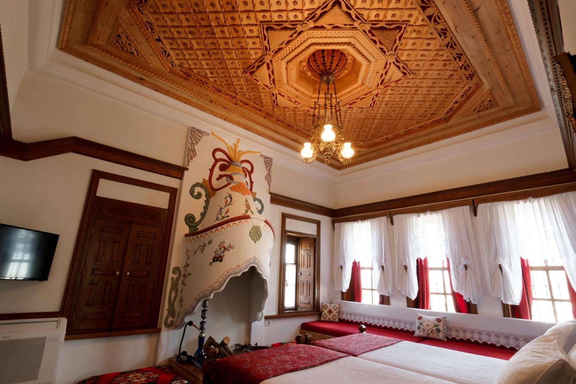 Boutique Hotel Musee Gjirokastër Exteriör bild