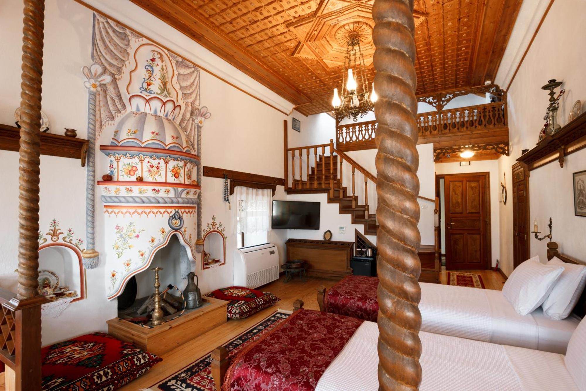 Boutique Hotel Musee Gjirokastër Exteriör bild
