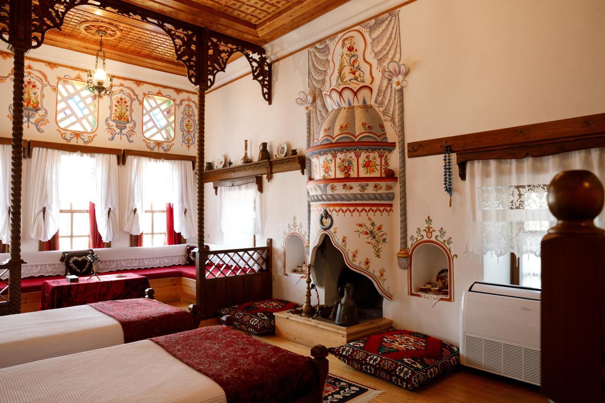 Boutique Hotel Musee Gjirokastër Exteriör bild