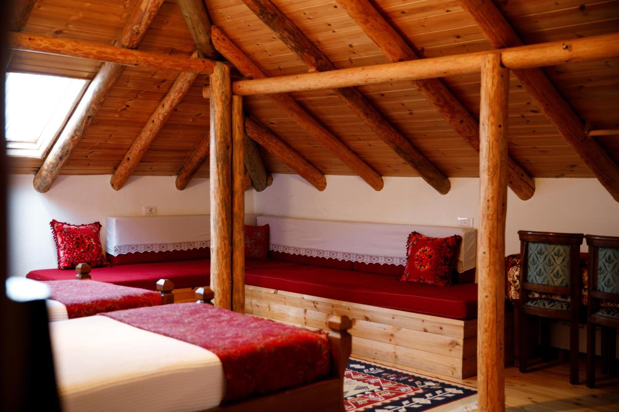 Boutique Hotel Musee Gjirokastër Exteriör bild